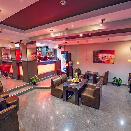 Family Hotel Gran Ivan Varna Exterior photo