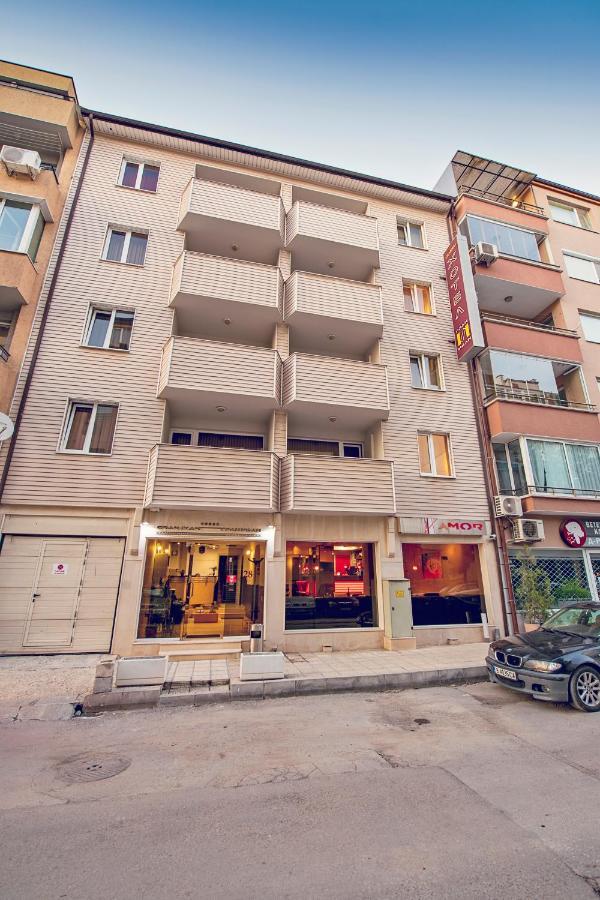 Family Hotel Gran Ivan Varna Exterior photo