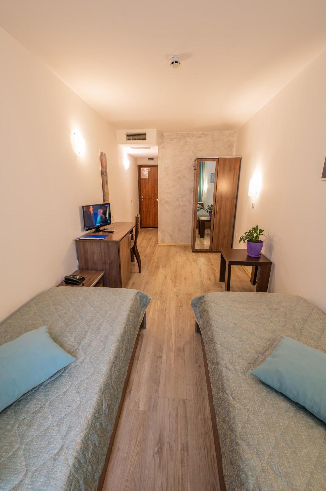 Family Hotel Gran Ivan Varna Exterior photo